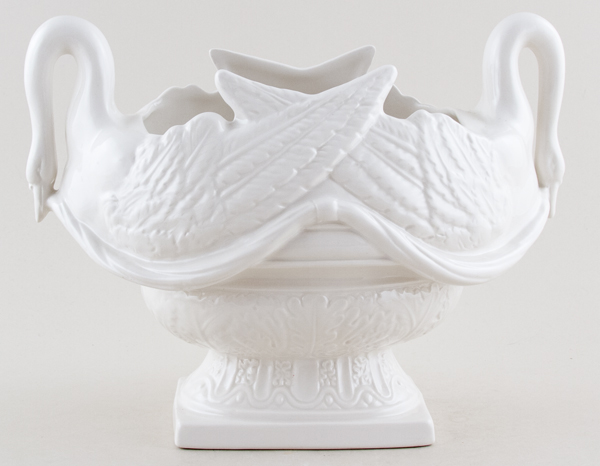 Swan Centre Piece